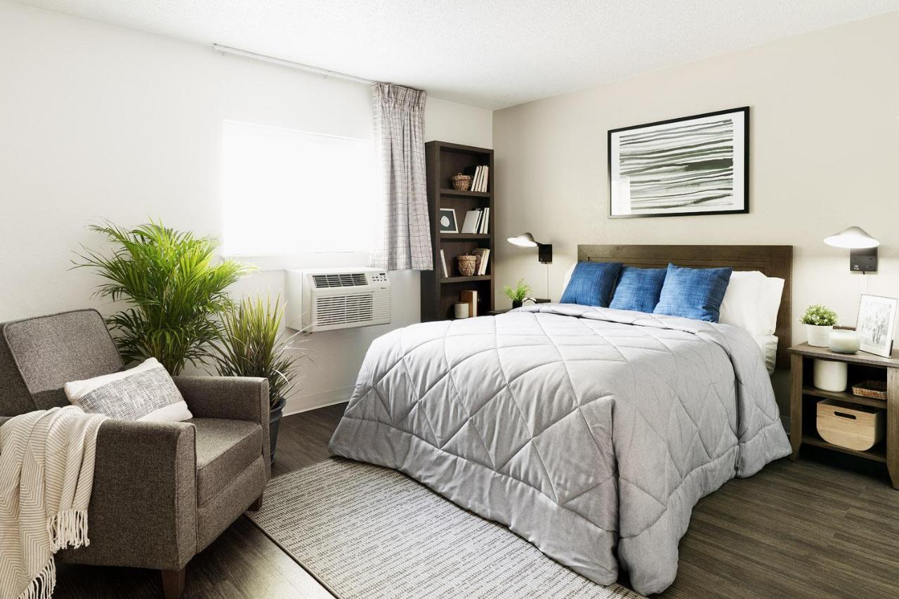 Intown Suites Extended Stay Arlington Tx - Oak Village Екстер'єр фото